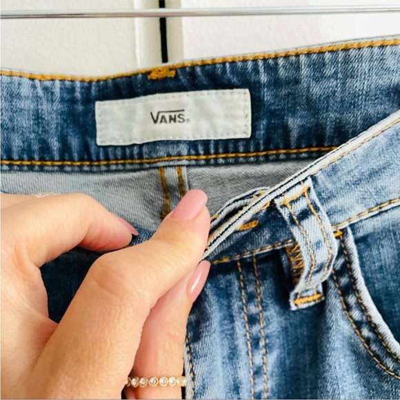 2/$25 NWT VANS HIGH-RISE SKINNY JEANS SZ 26 - Picture 6 of 11